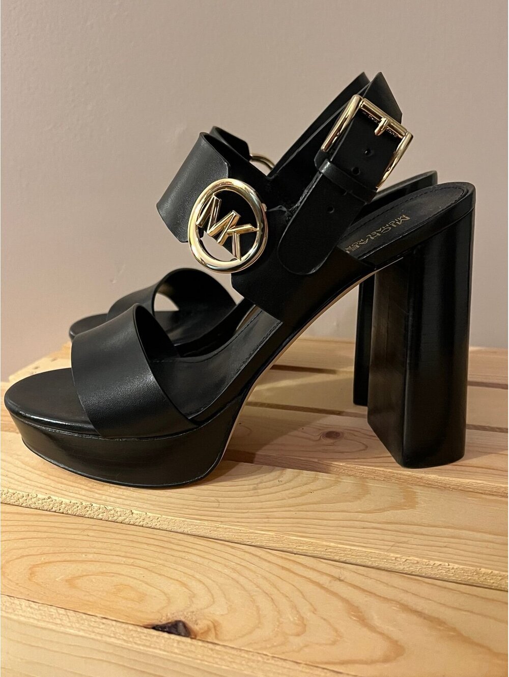 Michael Kors Carmen Platform Sandals, Black Leather, Block Heel (7.5) NWOT - Picture 2 of 12